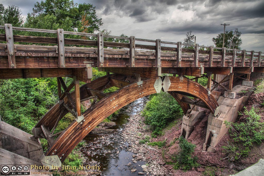 Eagle River Falls waterfall