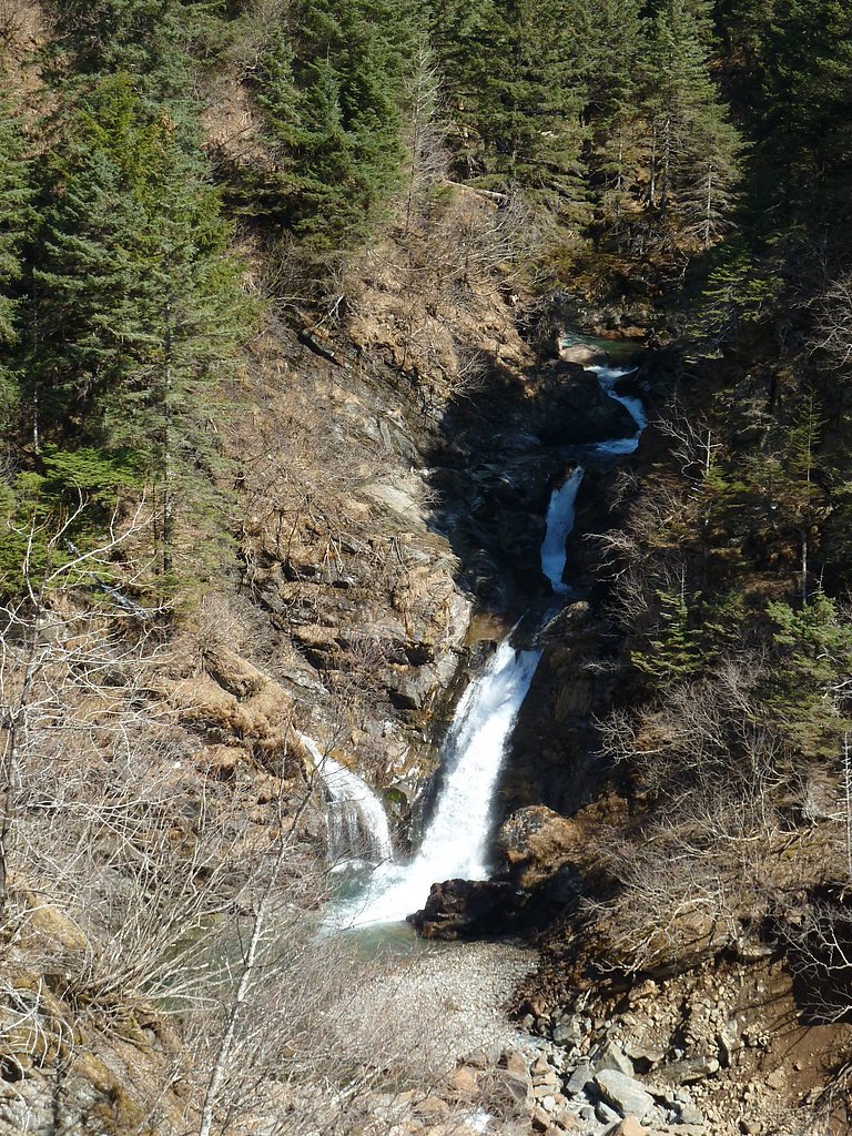 Ebner Falls waterfall