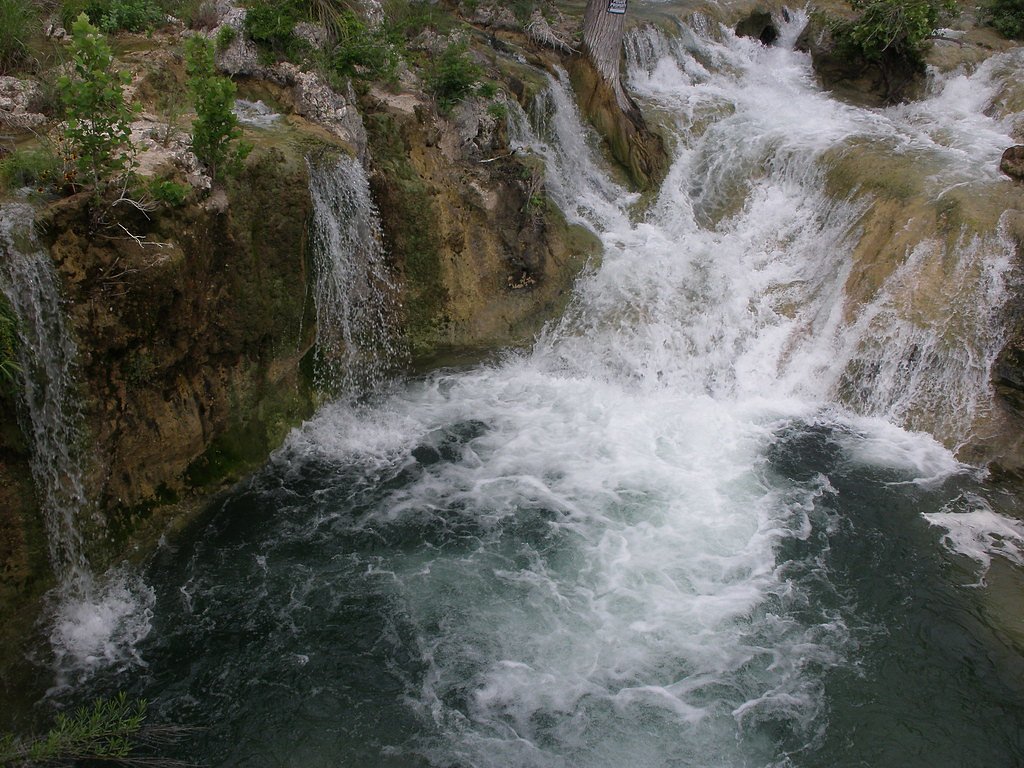 Edge Falls waterfall