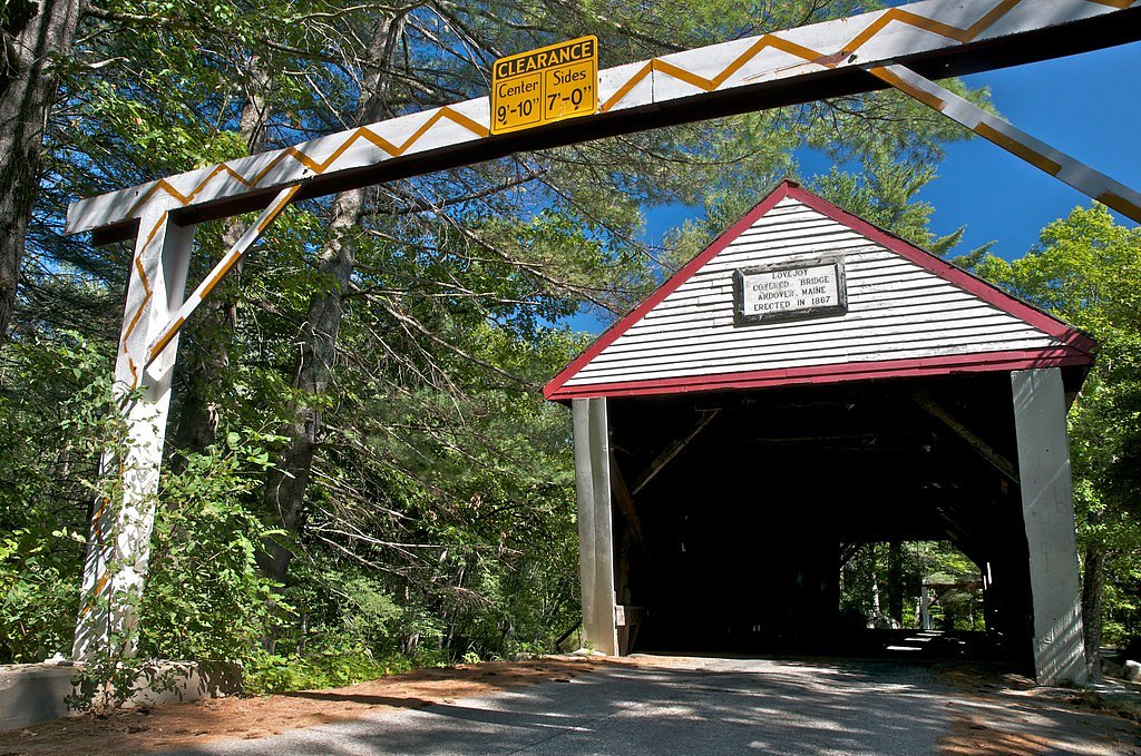 Ellis Falls waterfall