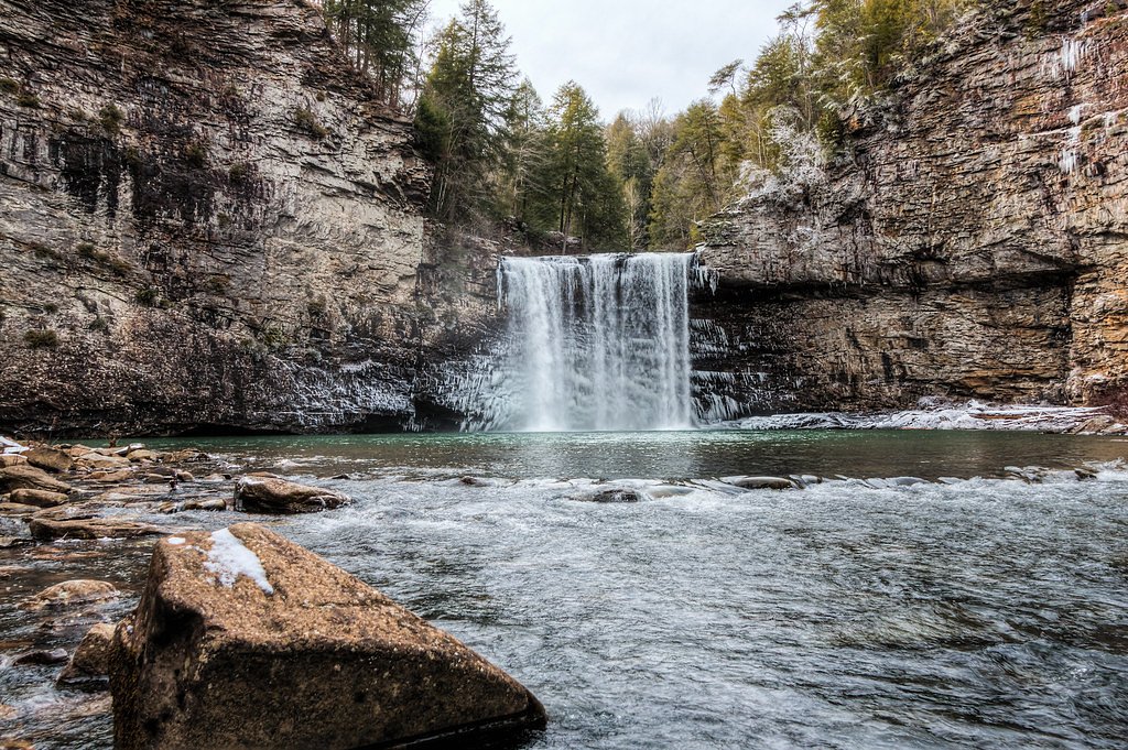 Fall Creek Falls waterfall