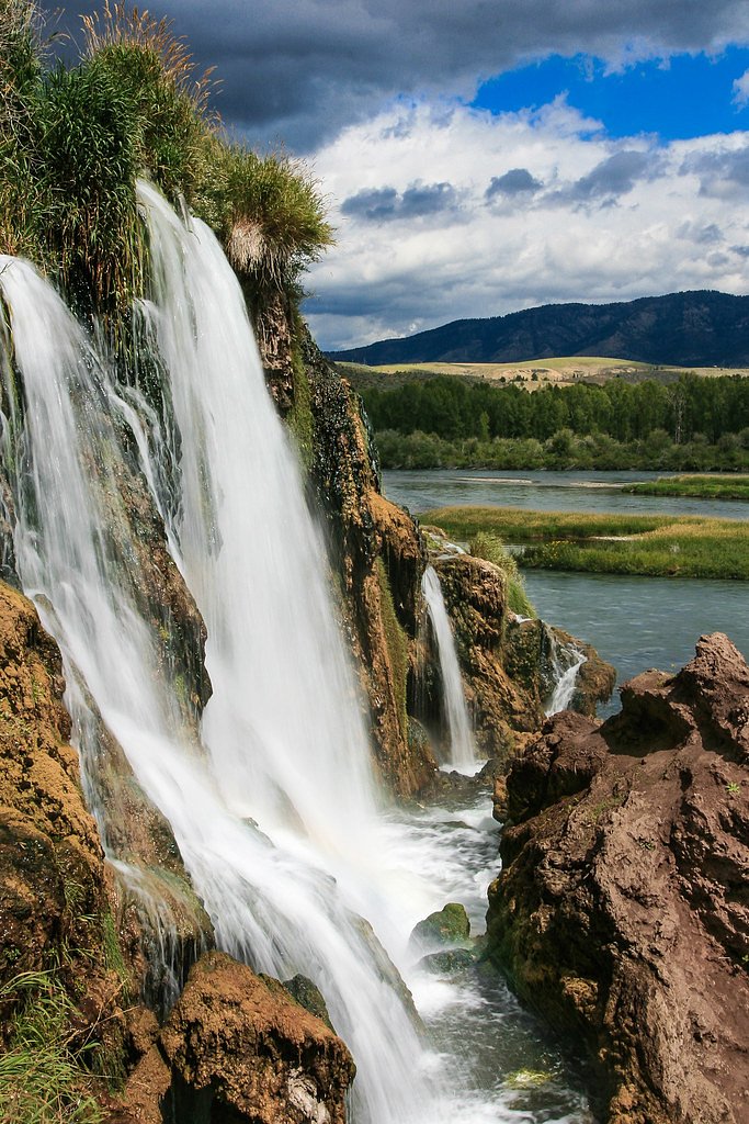 Fall Creek Falls waterfall