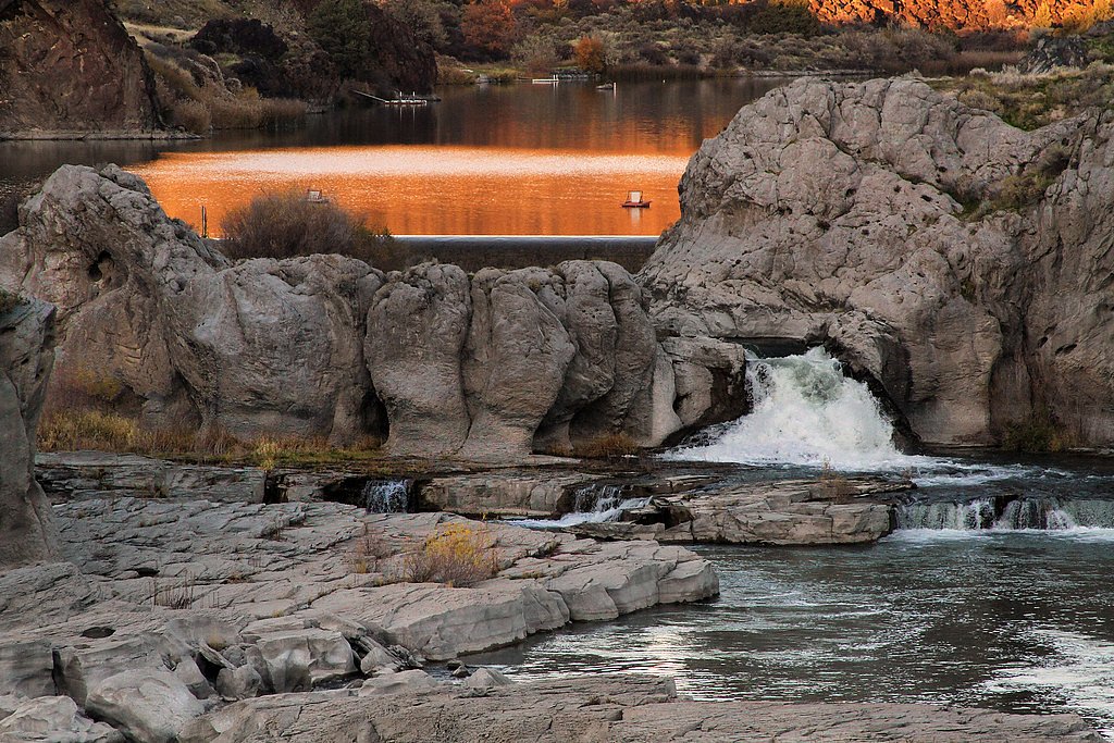 Fall Creek Falls waterfall