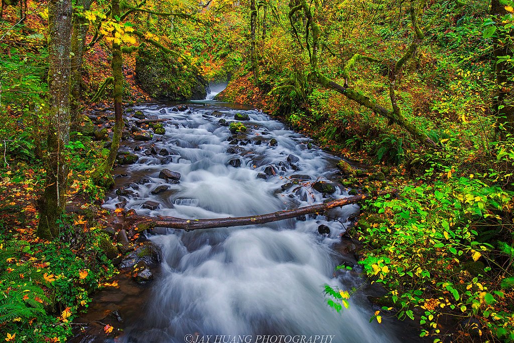 Fall River Falls waterfall