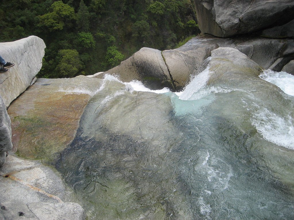Feather Falls waterfall