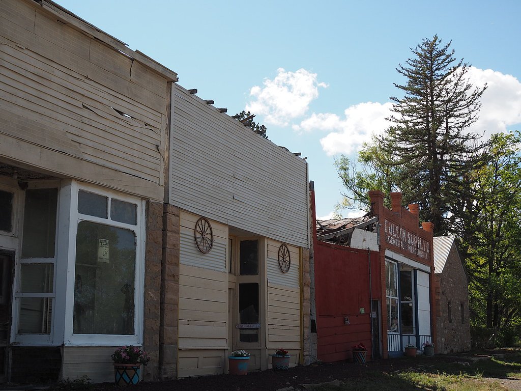 Folsom Falls waterfall