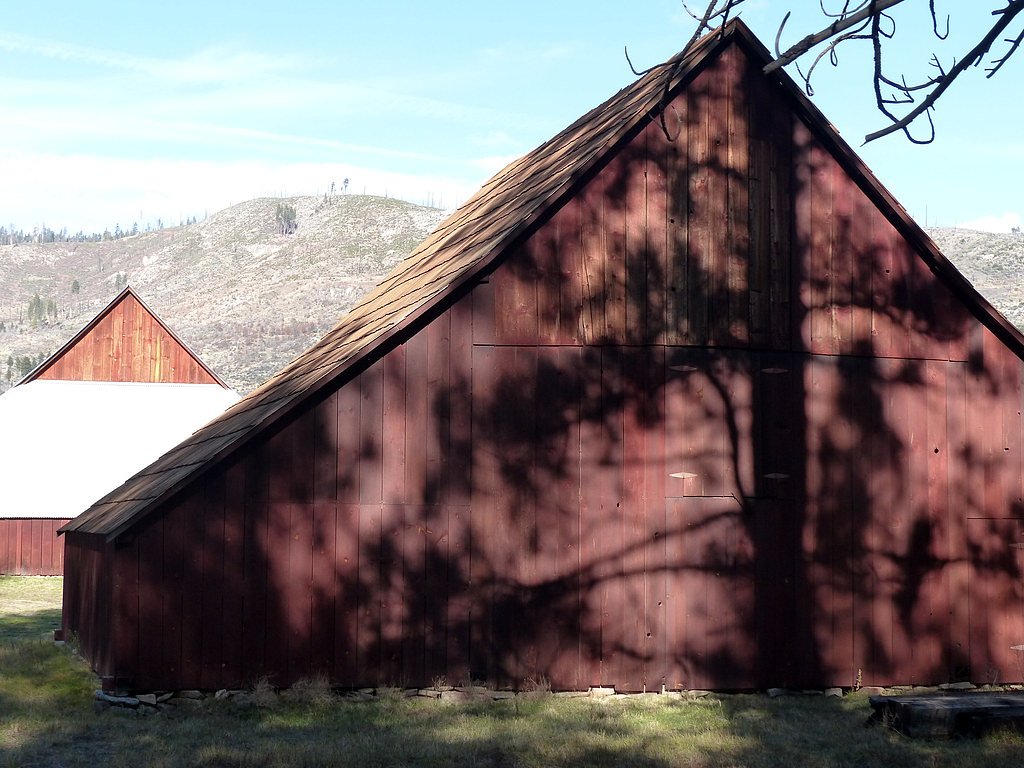 Foresta Falls waterfall