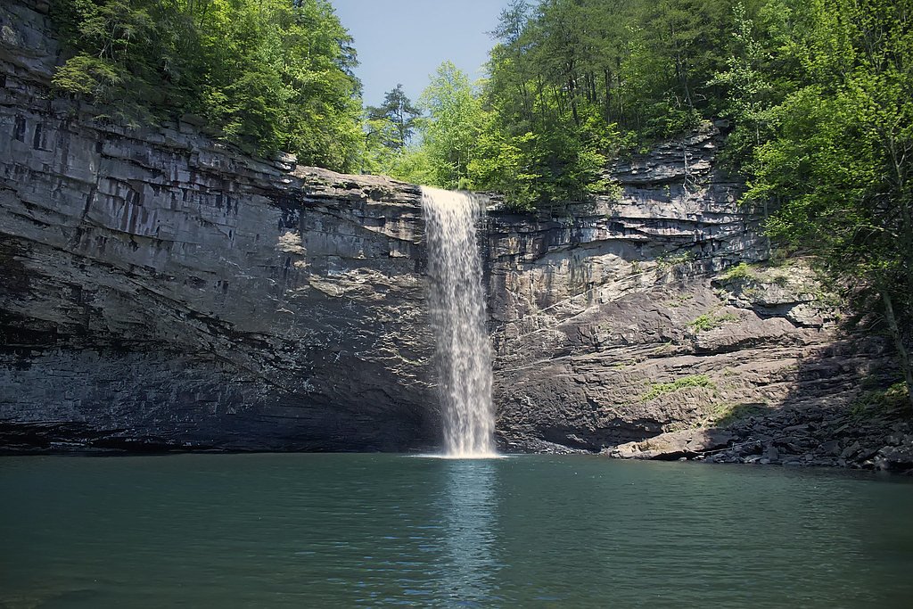 Foster Falls waterfall