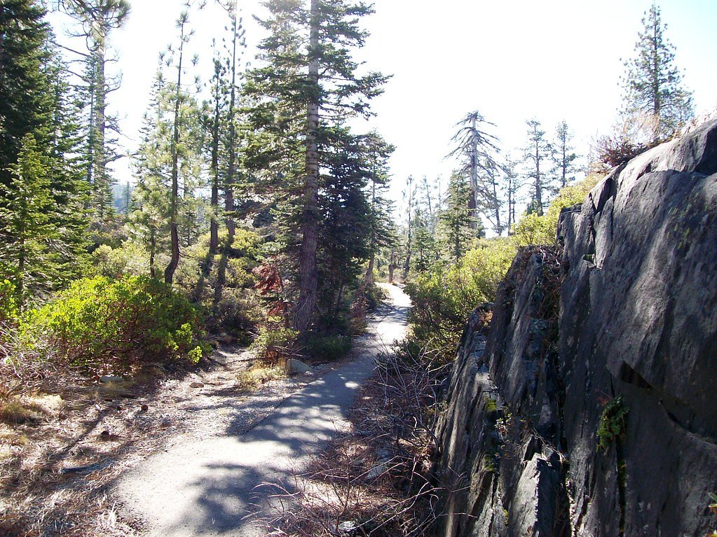 Frazier Falls waterfall