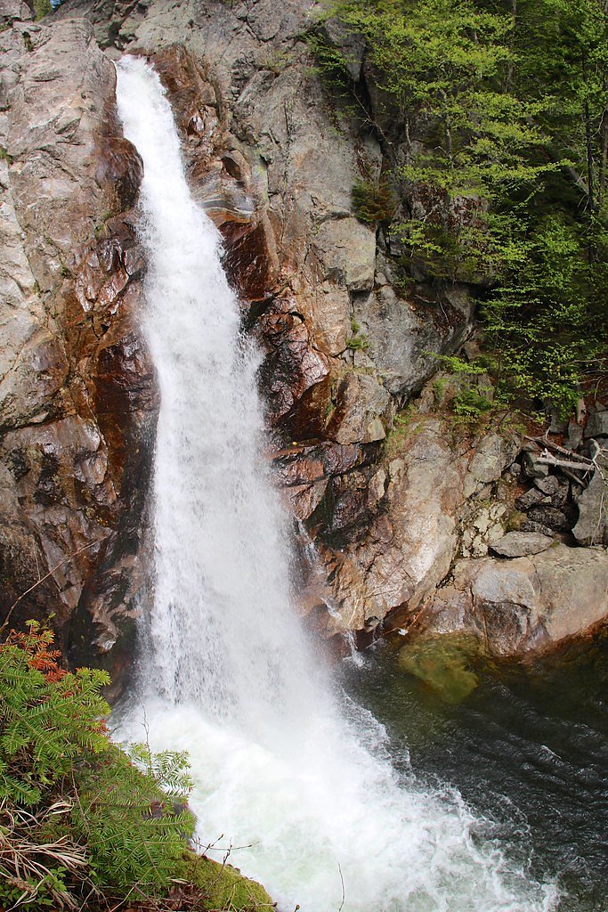 Glen Ellis Falls waterfall