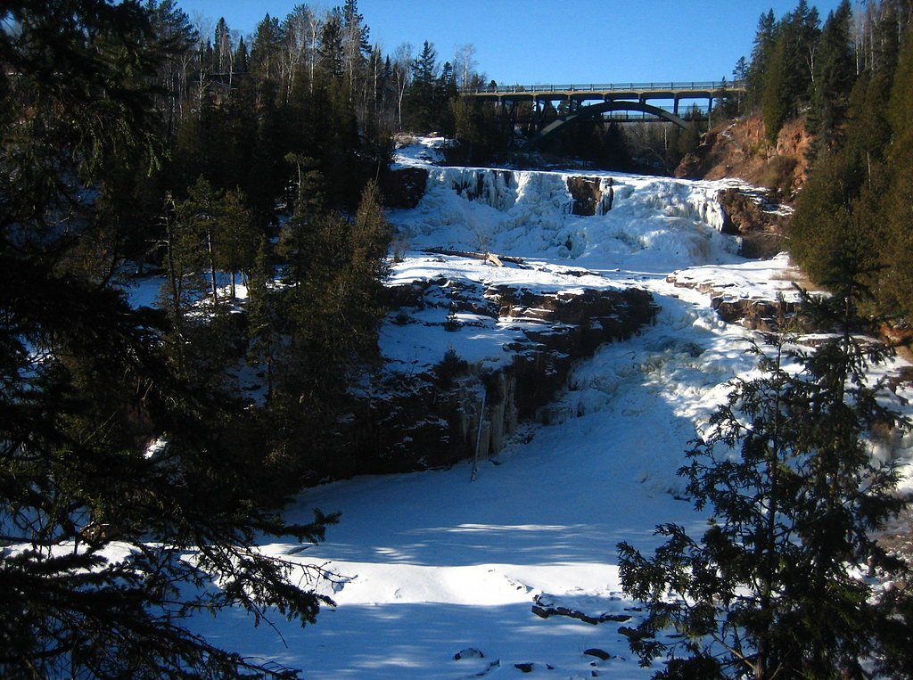 Gooseberry Falls waterfall