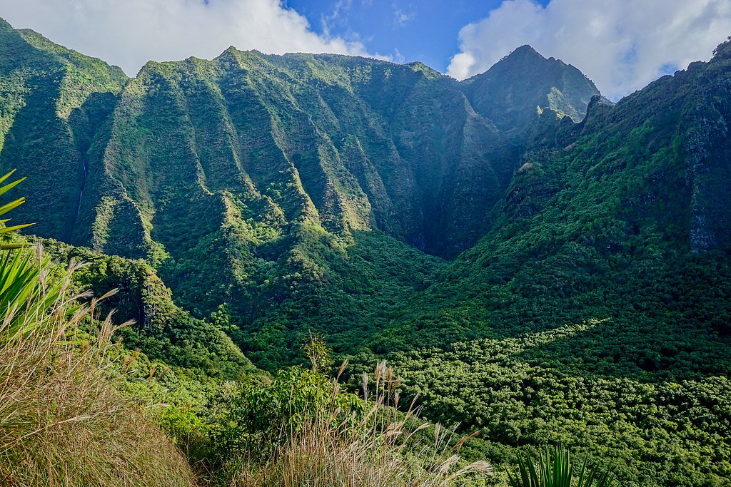 Hanakoa Falls waterfall