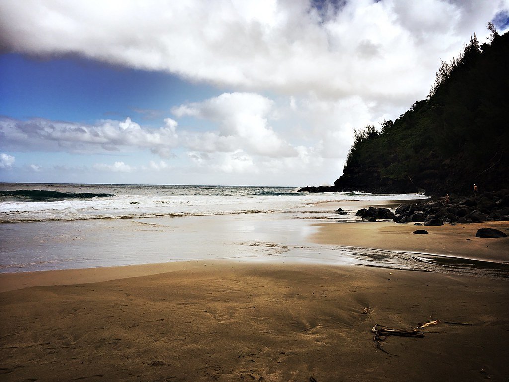 Hanakāpīʻai Falls waterfall