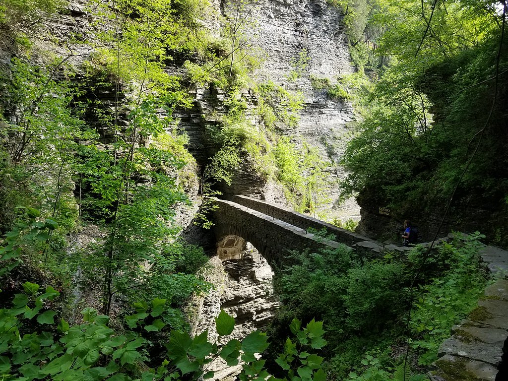 Hanging Rock Falls waterfall