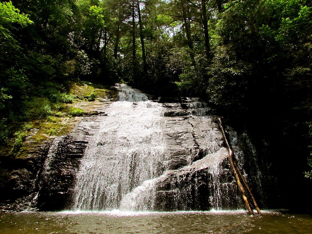 Helton Creek Falls waterfall