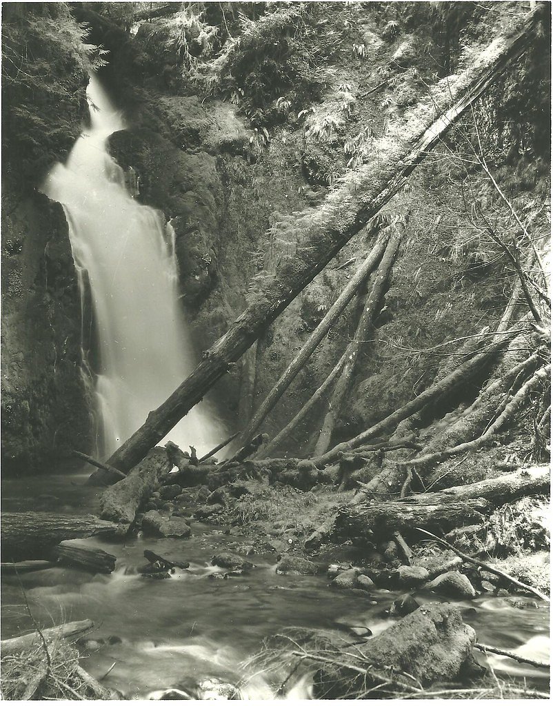 Hemlock Falls waterfall