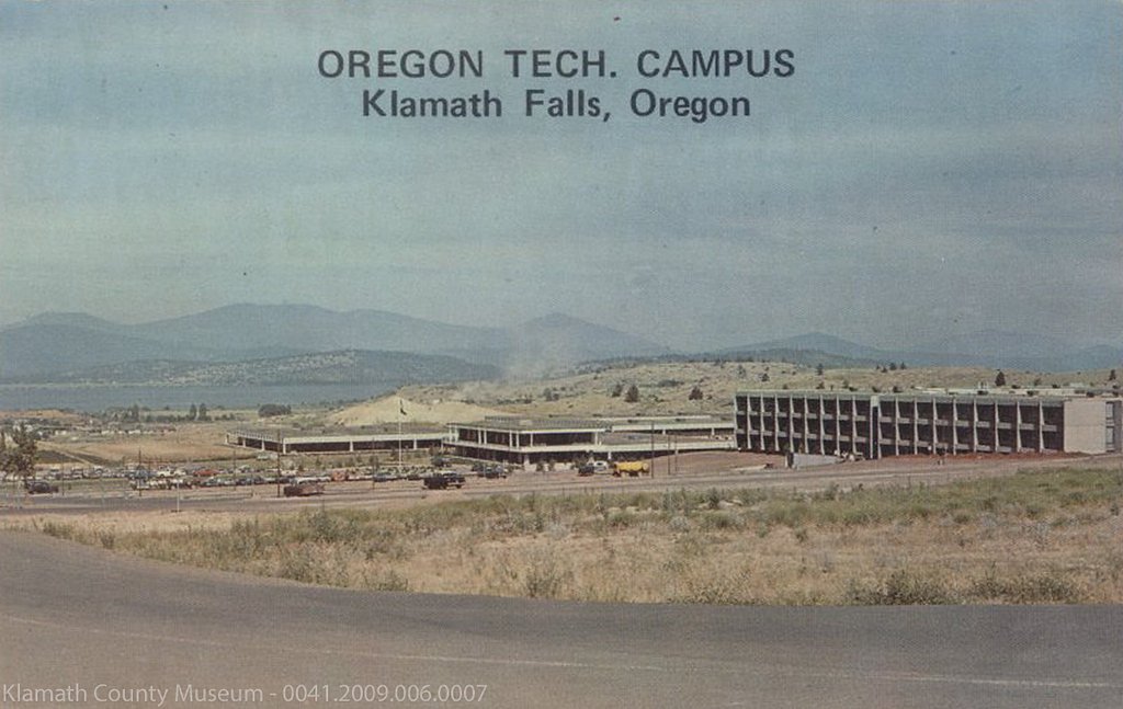 Henrys Falls waterfall