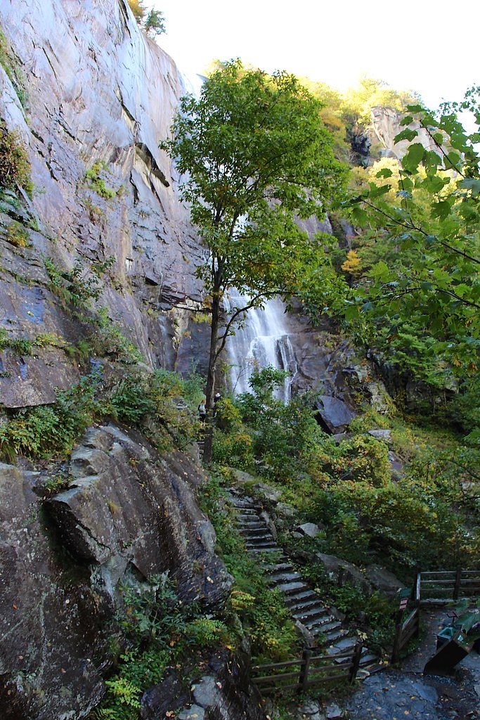 Hickorynut Falls waterfall