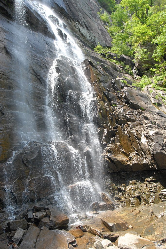 Hickorynut Falls waterfall