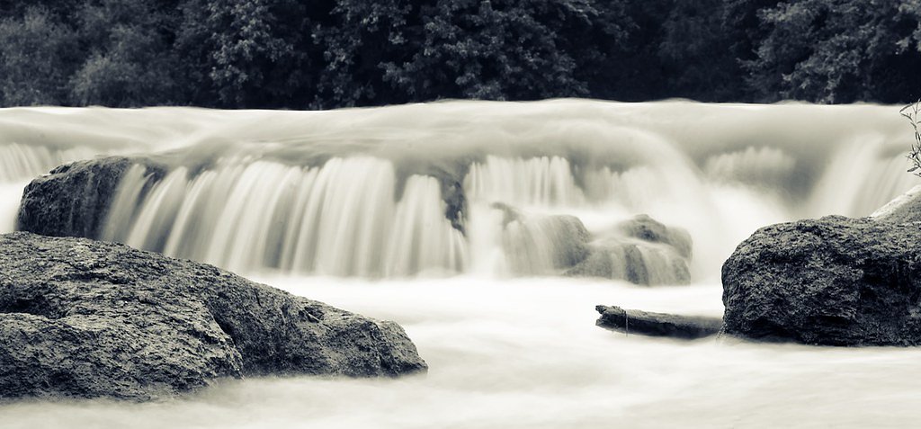 Hidalgo Falls waterfall