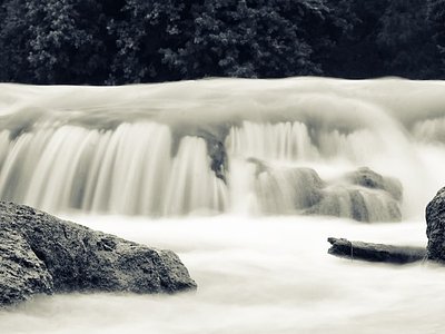 Hidalgo Falls