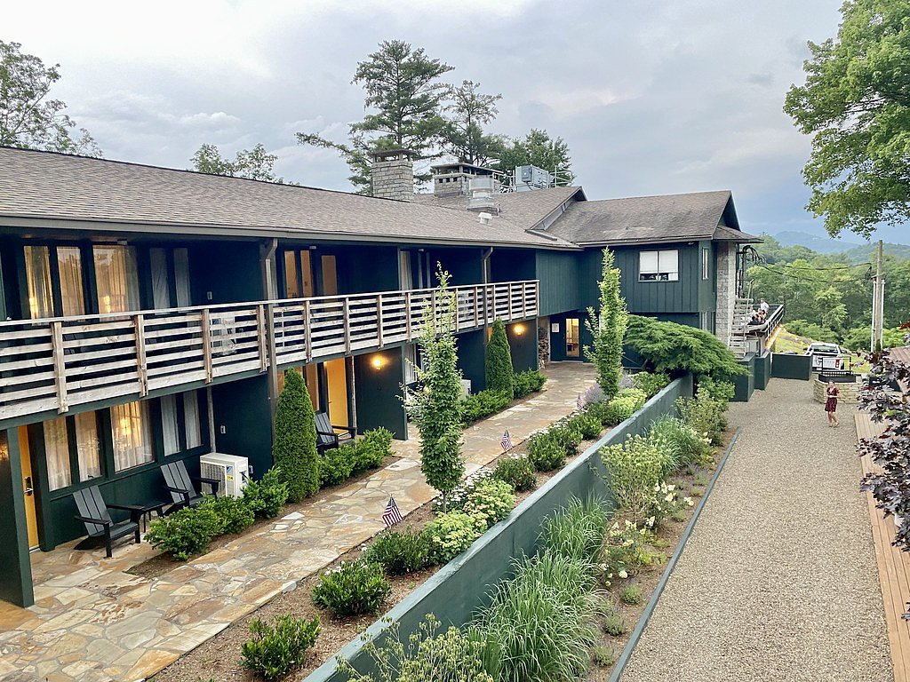 Highlands Falls waterfall