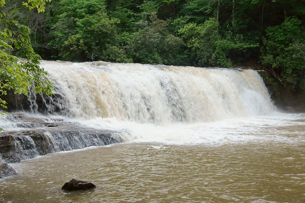 Hooker Falls waterfall