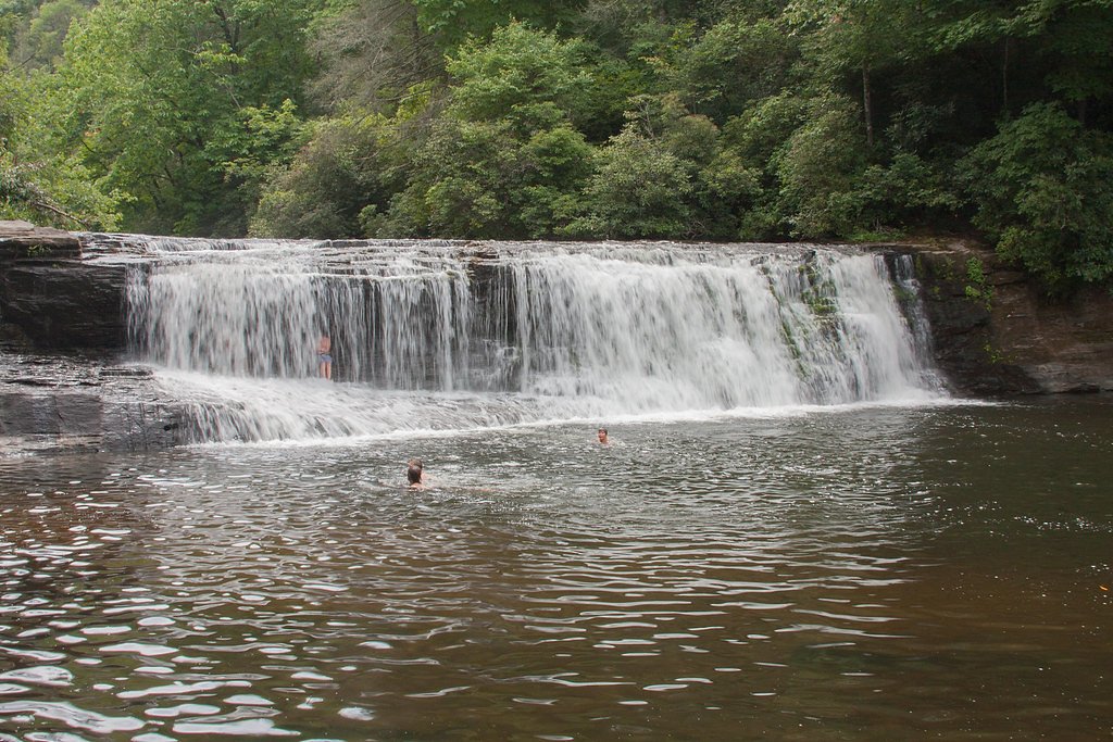 Hooker Falls waterfall