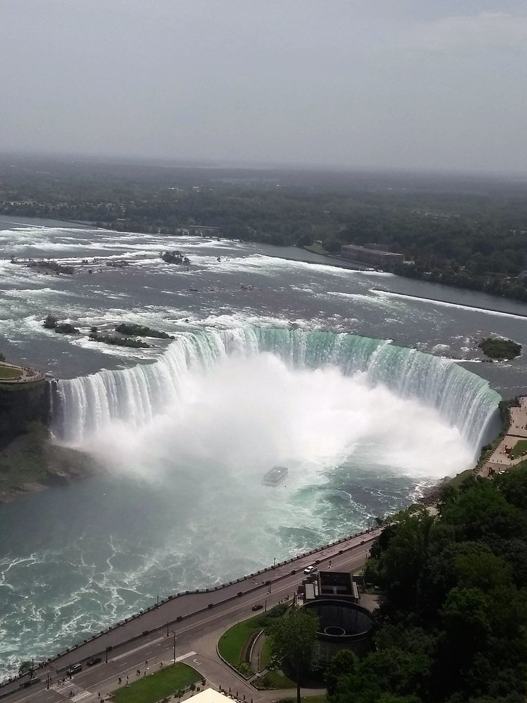 Horseshoe Falls waterfall
