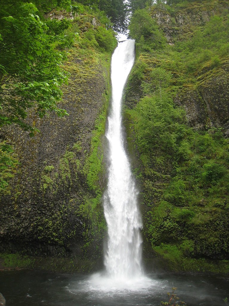 Horsetail Falls waterfall