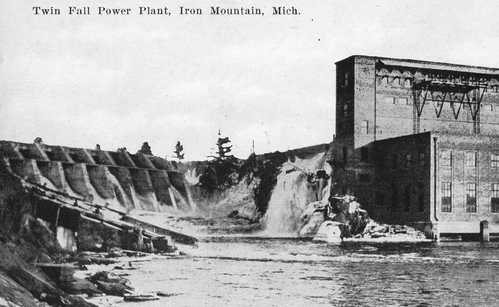 Hydraulic Dam Falls waterfall