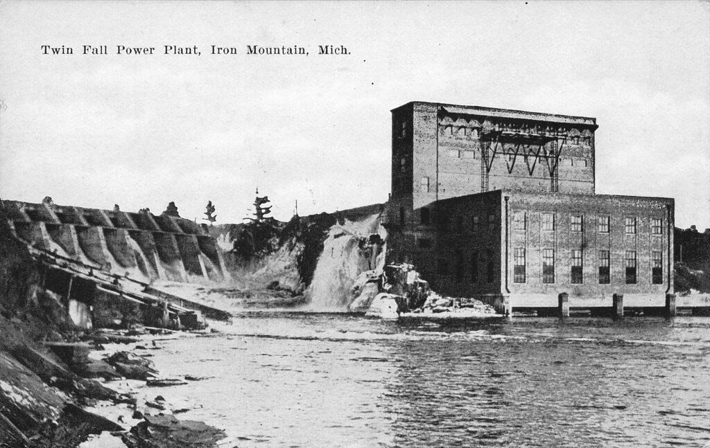 Hydraulic Dam Falls waterfall