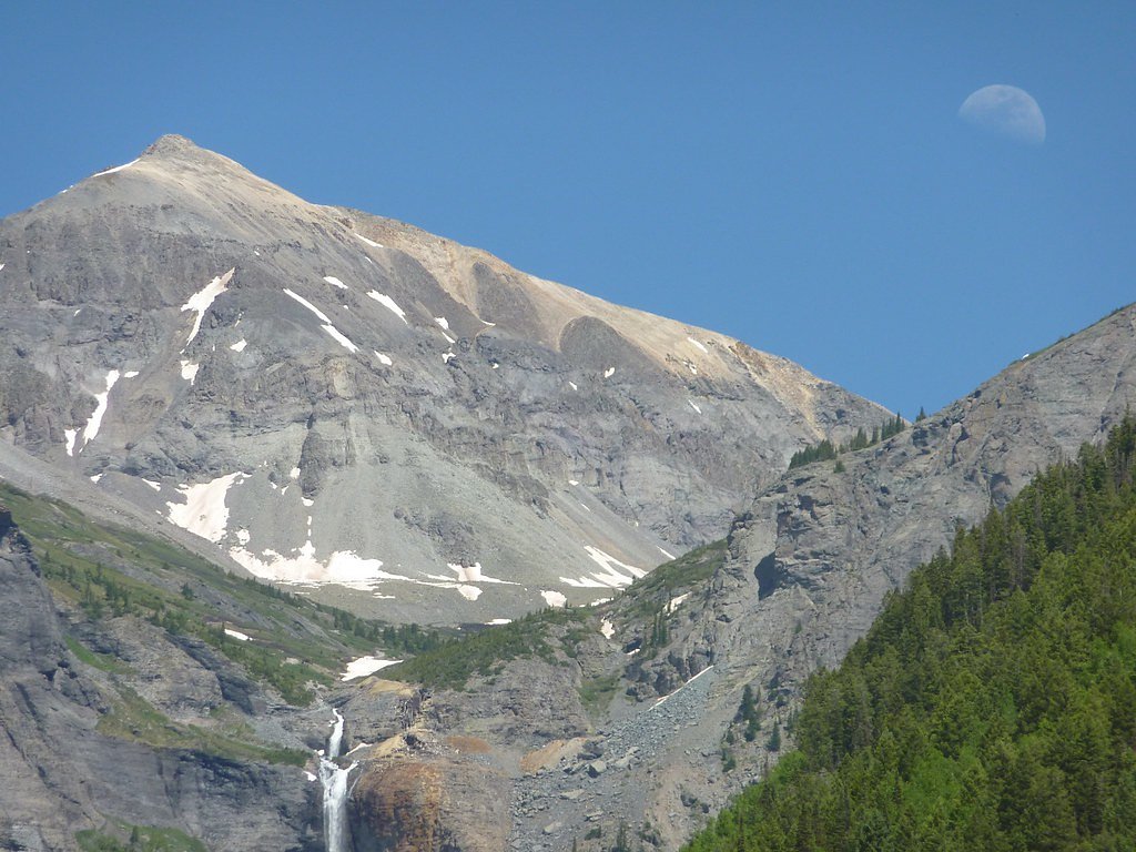 Ingram Falls waterfall