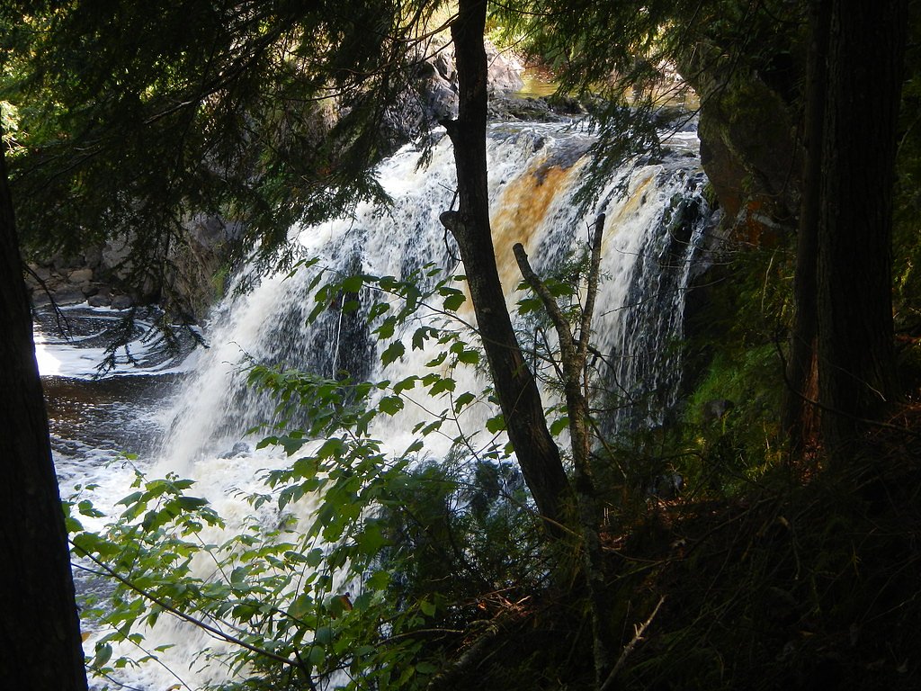Interstate Falls waterfall