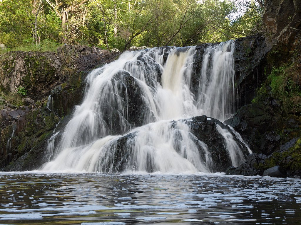 Interstate Falls waterfall