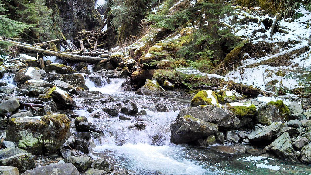 Ipsut Falls waterfall