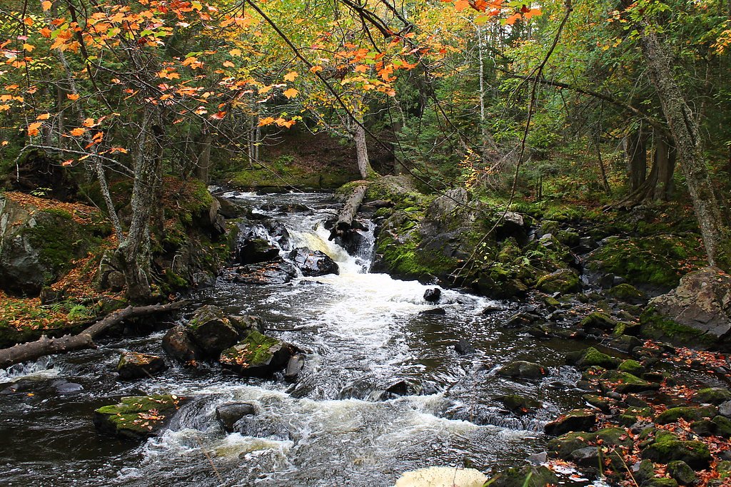 Kakabika Falls waterfall