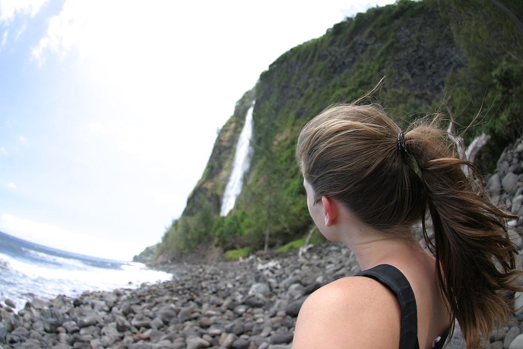 Kaluahine Falls waterfall