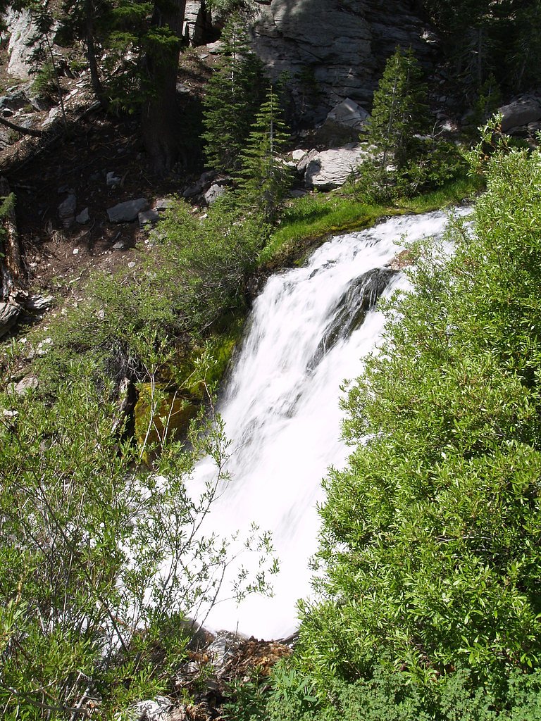 Kings Creek Falls waterfall
