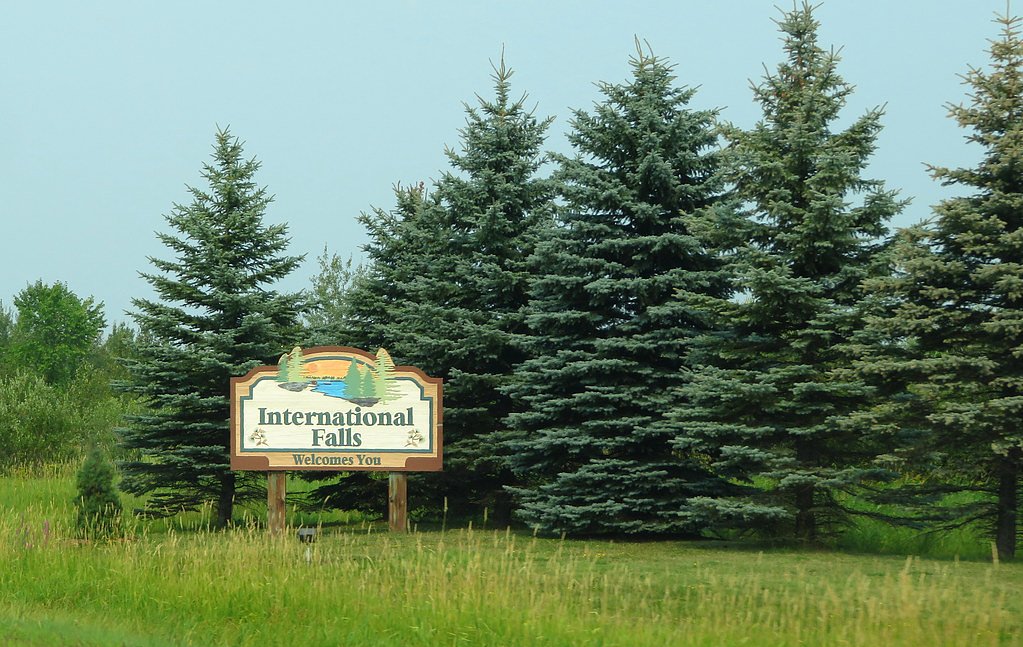 Koochiching Falls waterfall