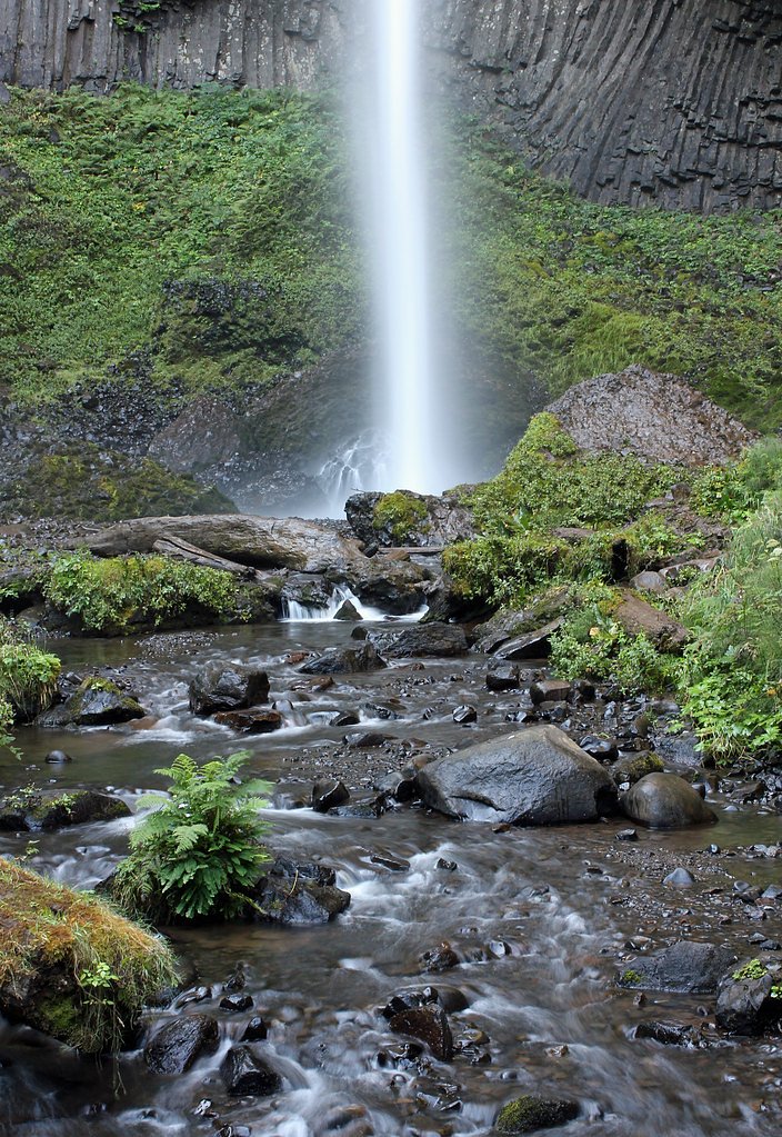 Latourell Falls waterfall