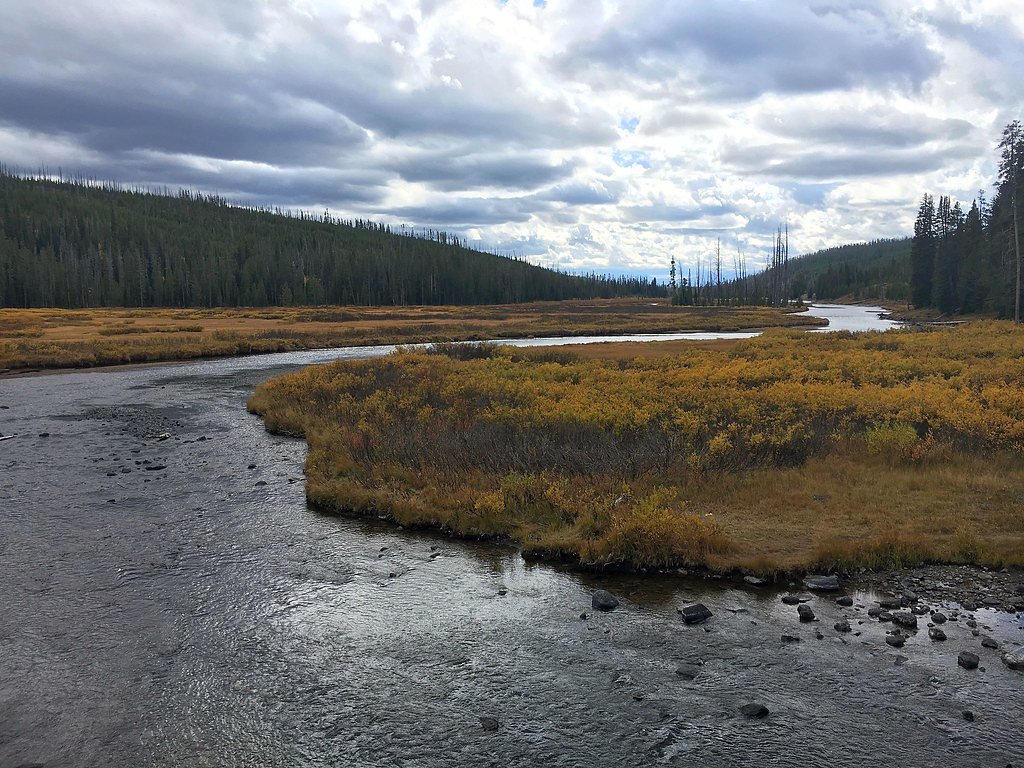 Lewis Falls waterfall