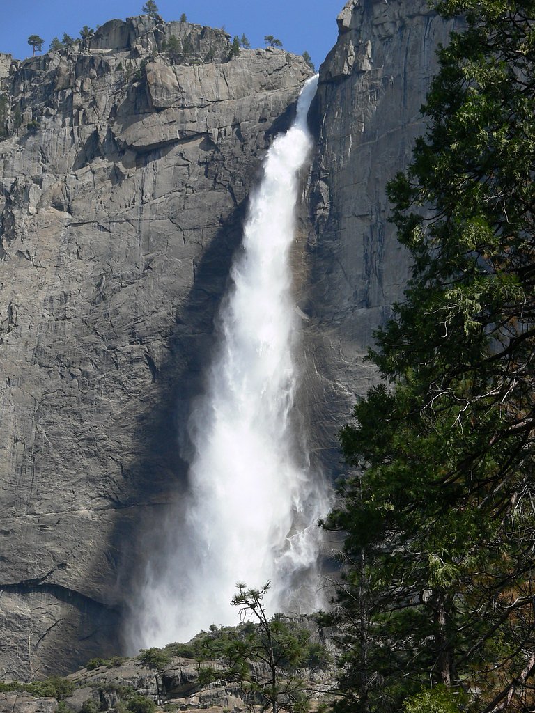 Linda Falls waterfall