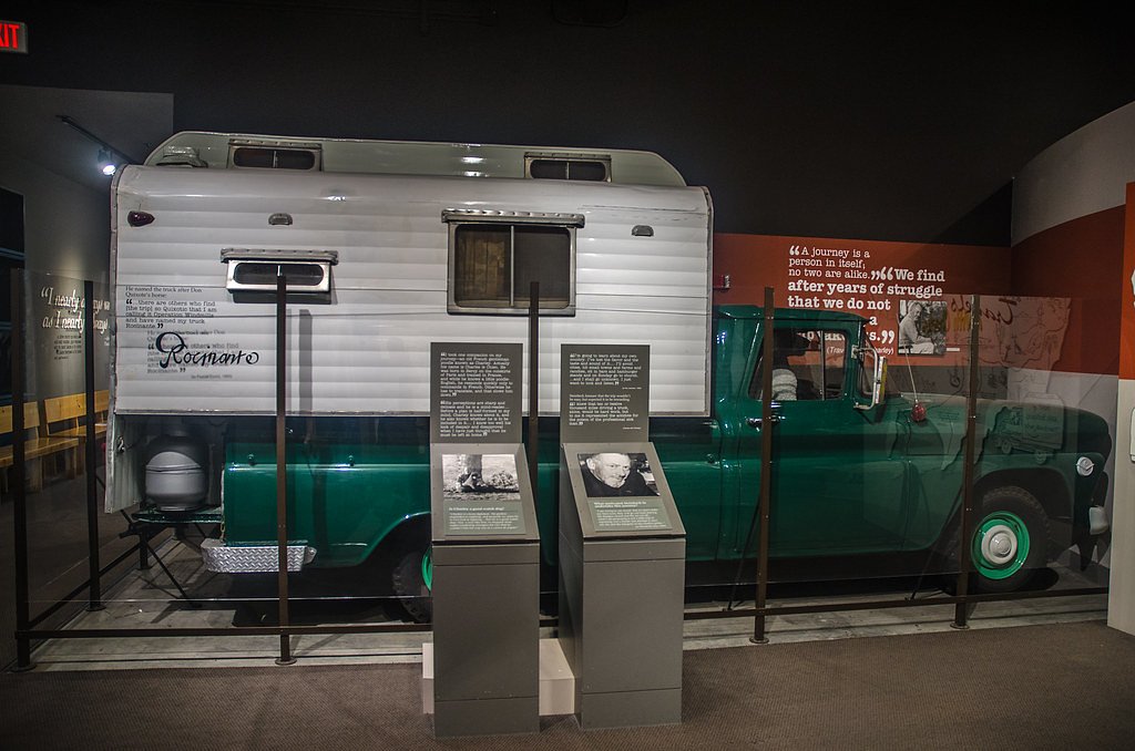 Little Niagara Falls waterfall