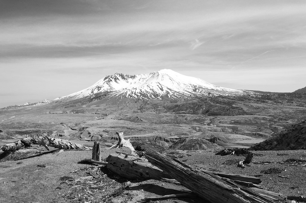 Loowit Falls waterfall