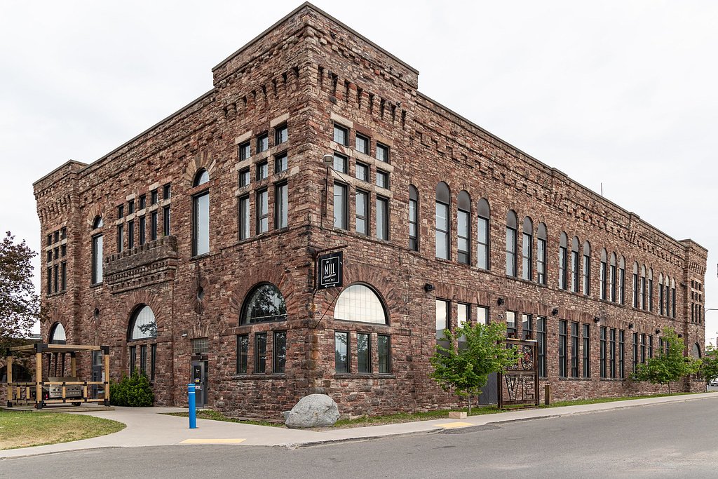 Lower Canyon Falls waterfall