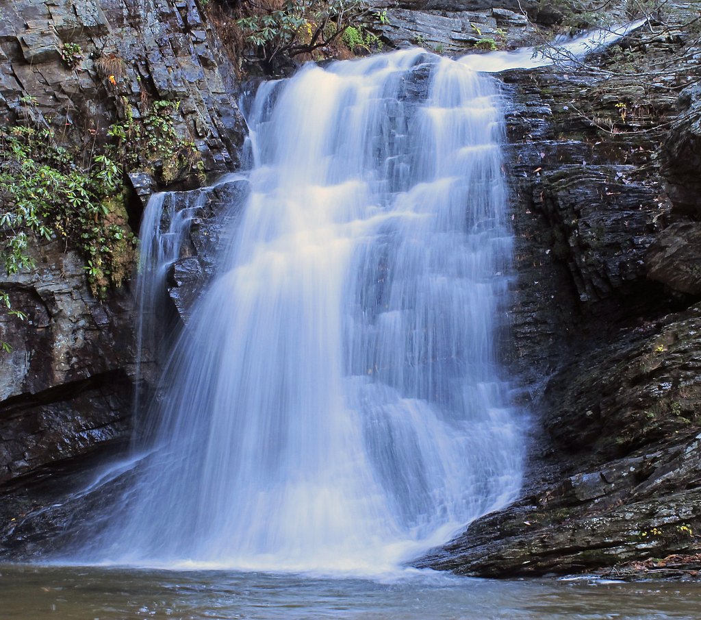 Lower Cascade Falls waterfall