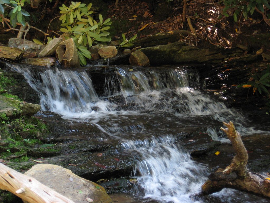 Lower Cascade Falls waterfall