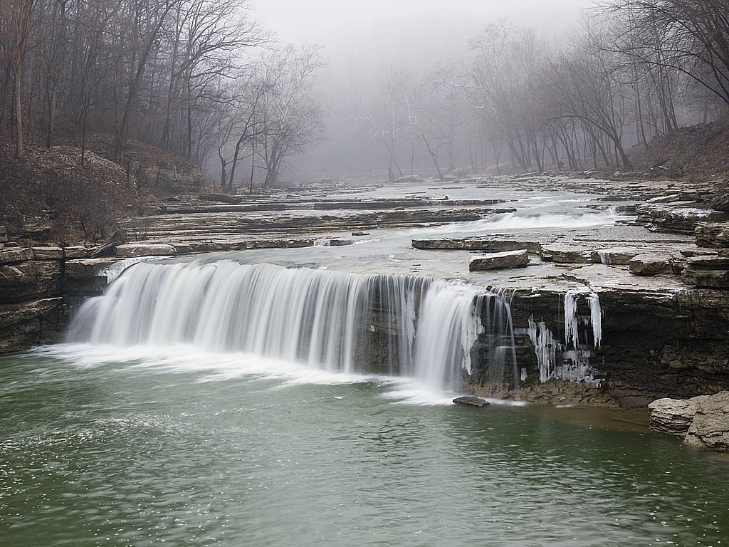 Lower Cataract Falls waterfall