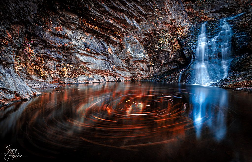 Lower Falls waterfall